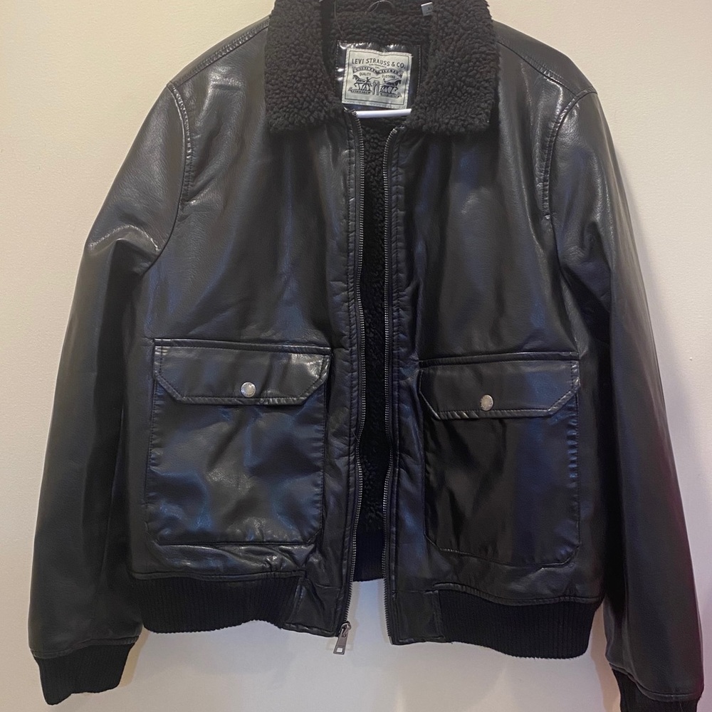 Levi's Faux Leather Sherpa for Women
Size XL